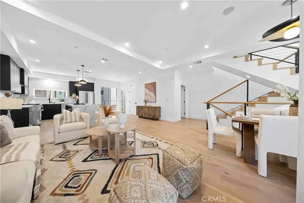 6849 N Figueroa Street, Los Angeles, California, United States. - Photo 1