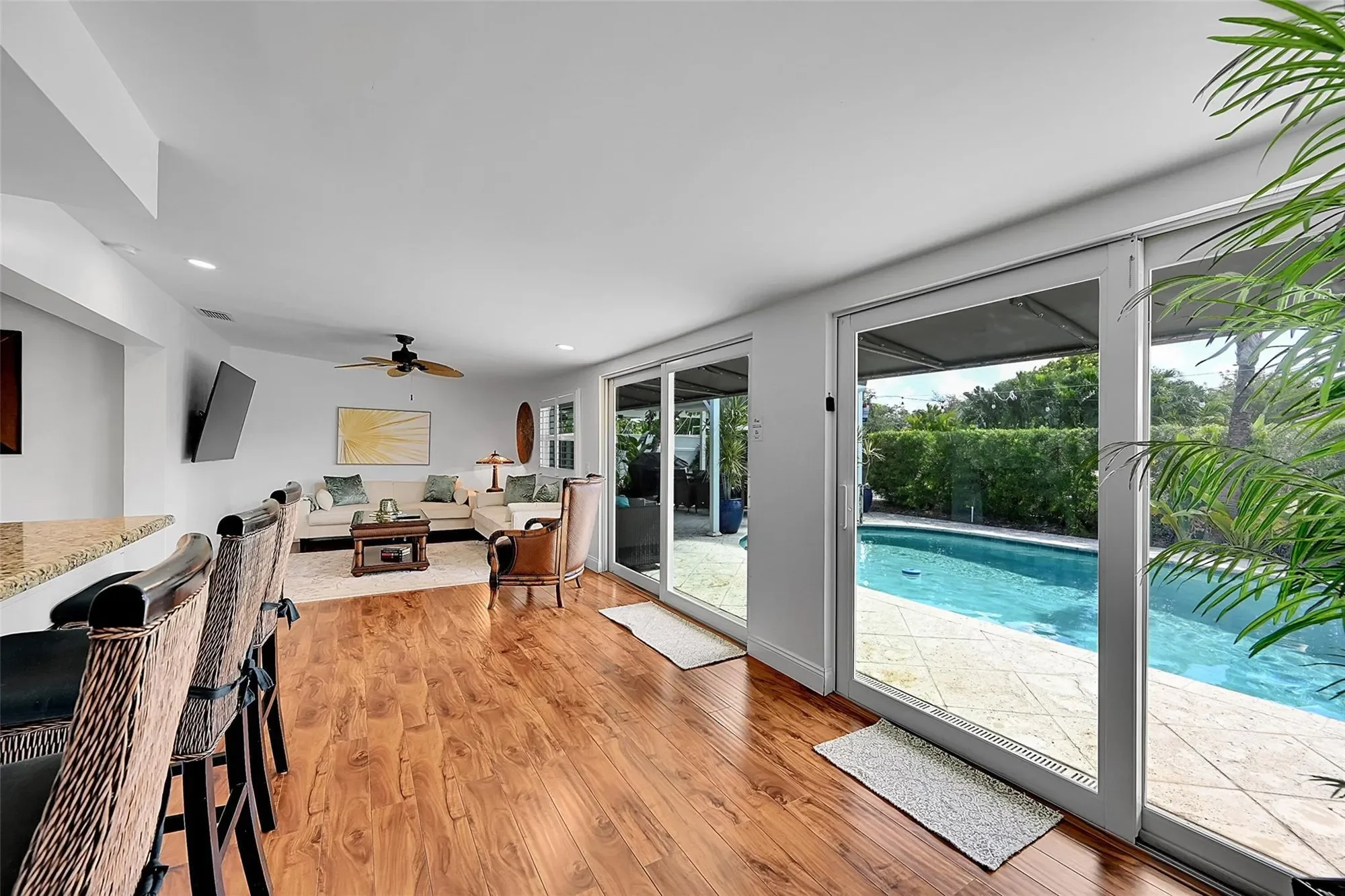 1080 SE 9th Ave, Pompano Beach, Florida, United States. - Photo 7