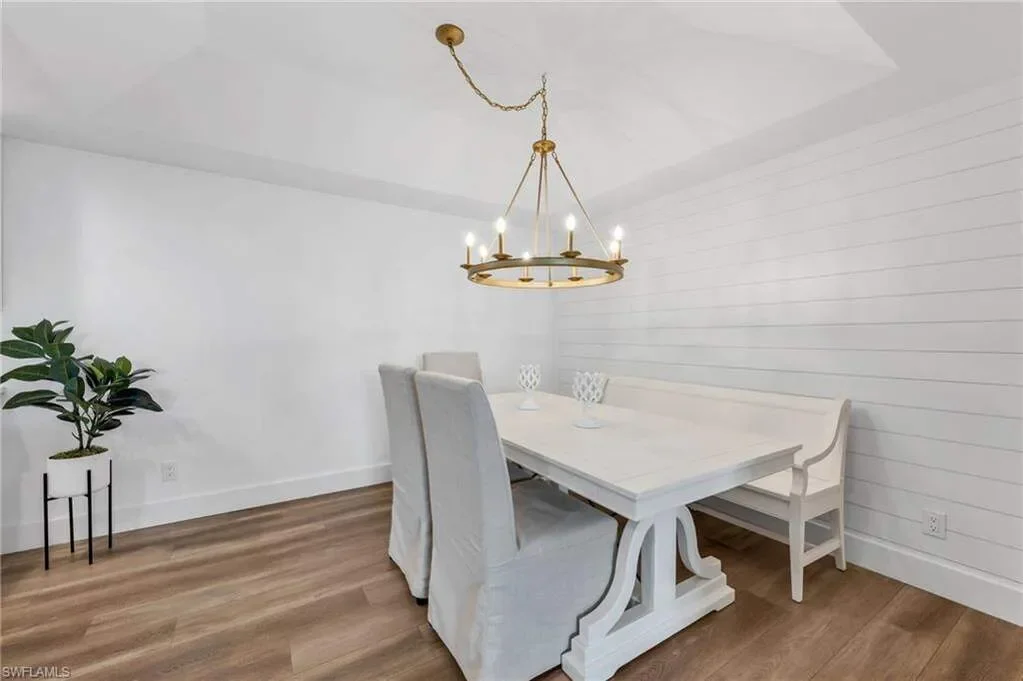 400 Park Shore DR, #302, Naples, FL, 34103, USA, Naples, Florida, United States. - Photo 4