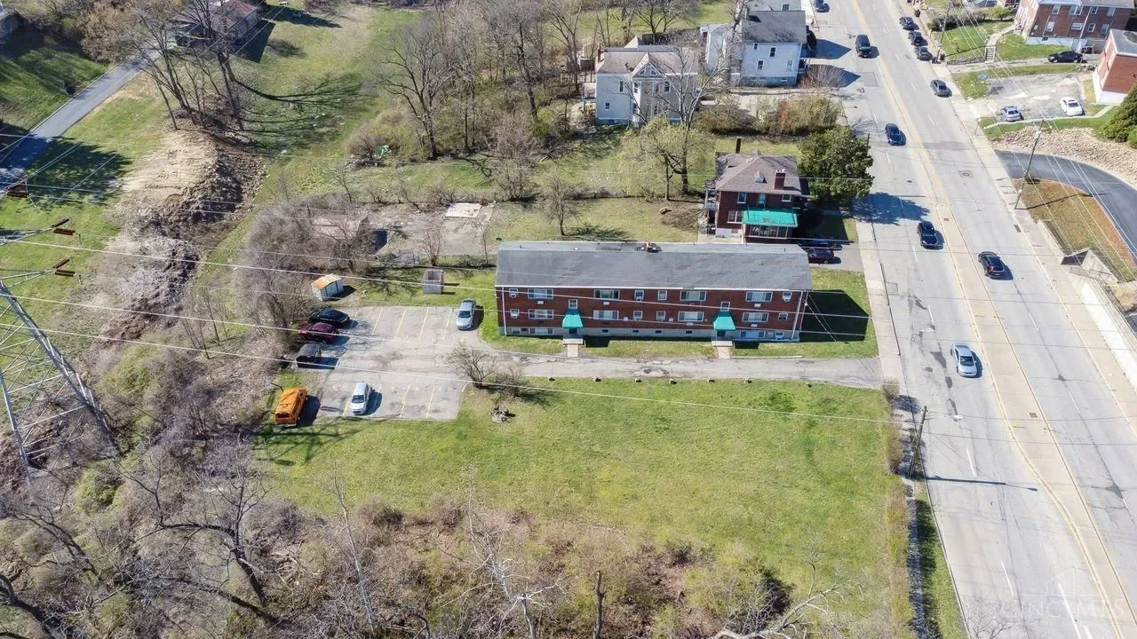 3048 Gilbert Avenue, Cincinnati, OH 45206, Cincinnati, Ohio, United States. - Photo 26