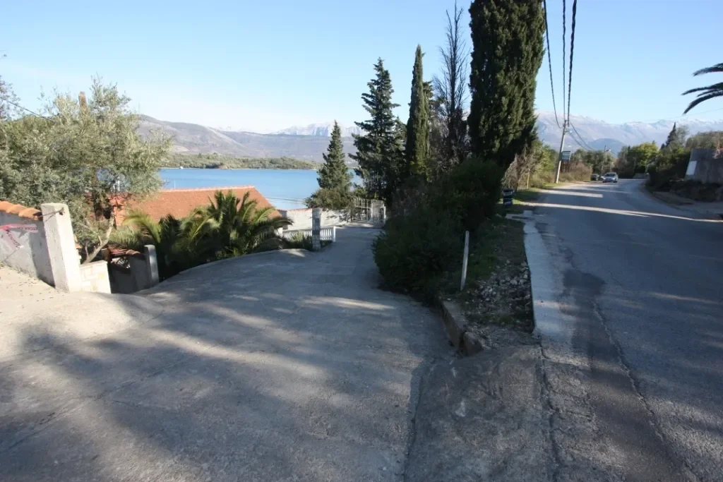 Tivat, Tivat, Tivat Municipality, Montenegro. - Photo 3