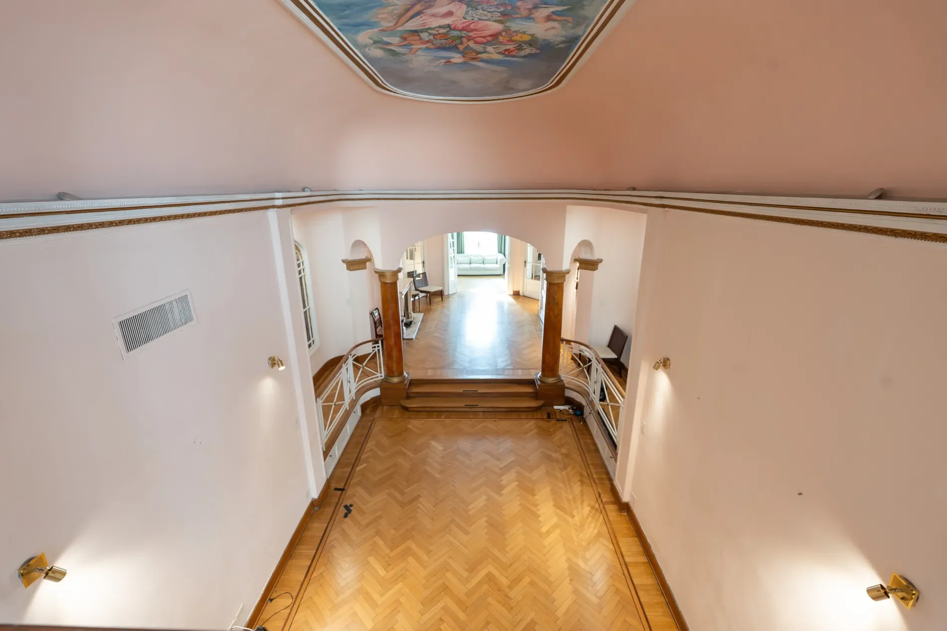 Gallery photo 10