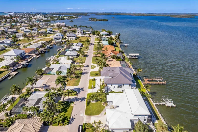 15 Bayview BLVD, Fort Myers Beach, FL, 33931, USA, Fort Myers Beach, Florida, United States. - Photo 59