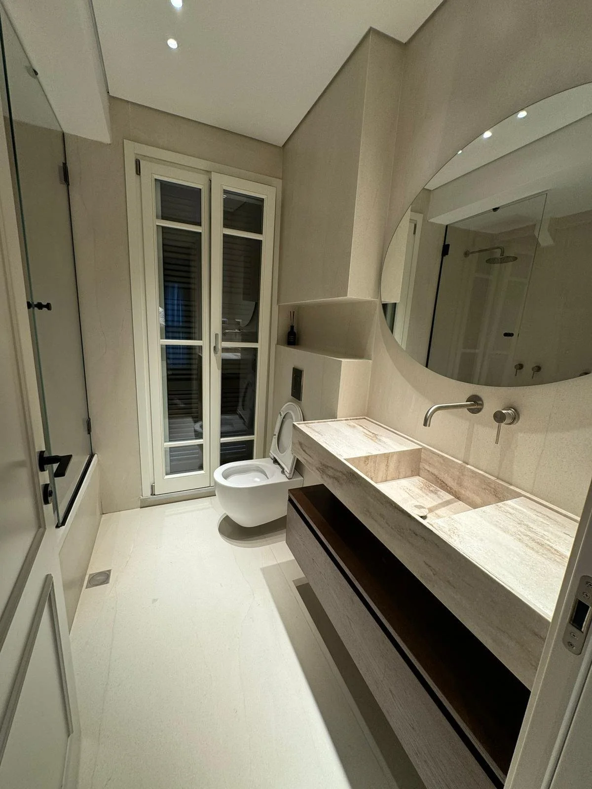 Gallery photo 2