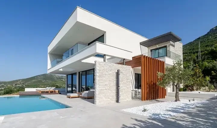 Exterior photo 3