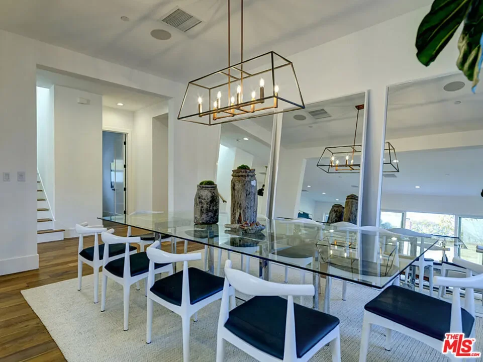 Gallery photo 7