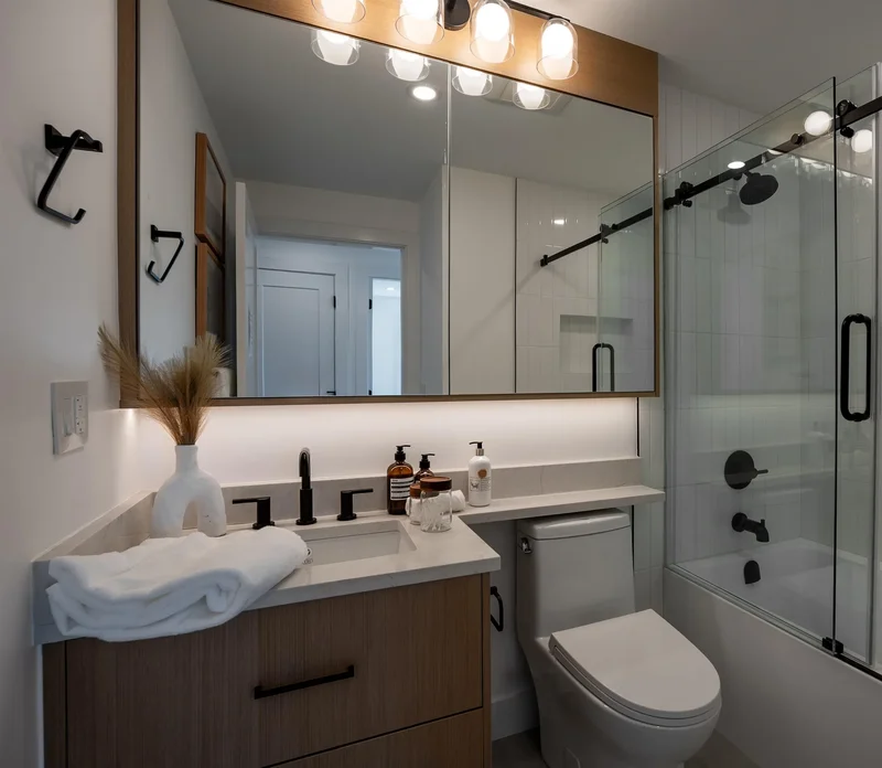 356 E 40th Avenue 2, Vancouver, British Columbia, Canada. - Photo 12