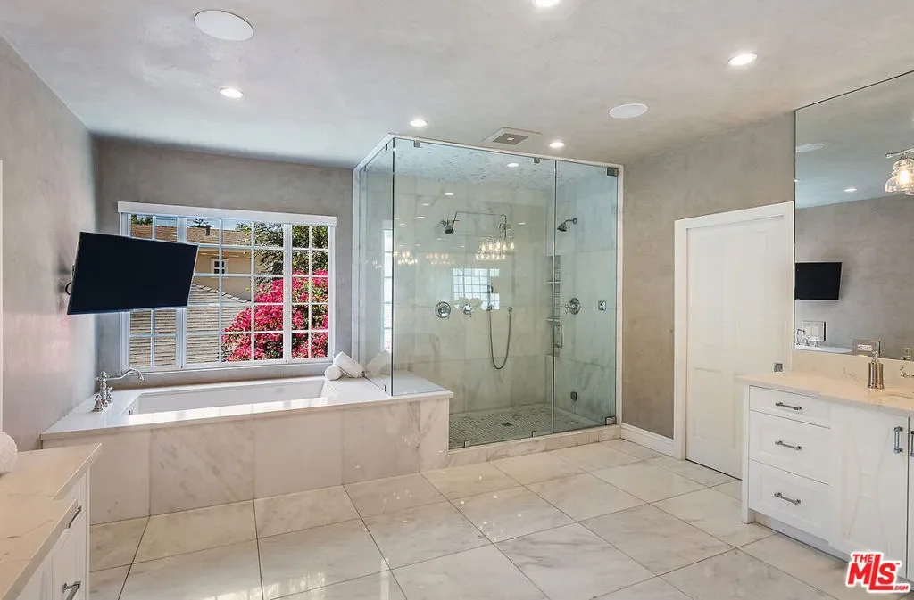 4054 STONE CANYON Avenue, Los Angeles, California, United States. - Photo 31