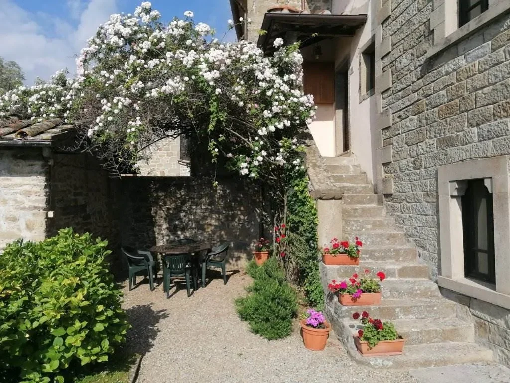 Exterior photo 7