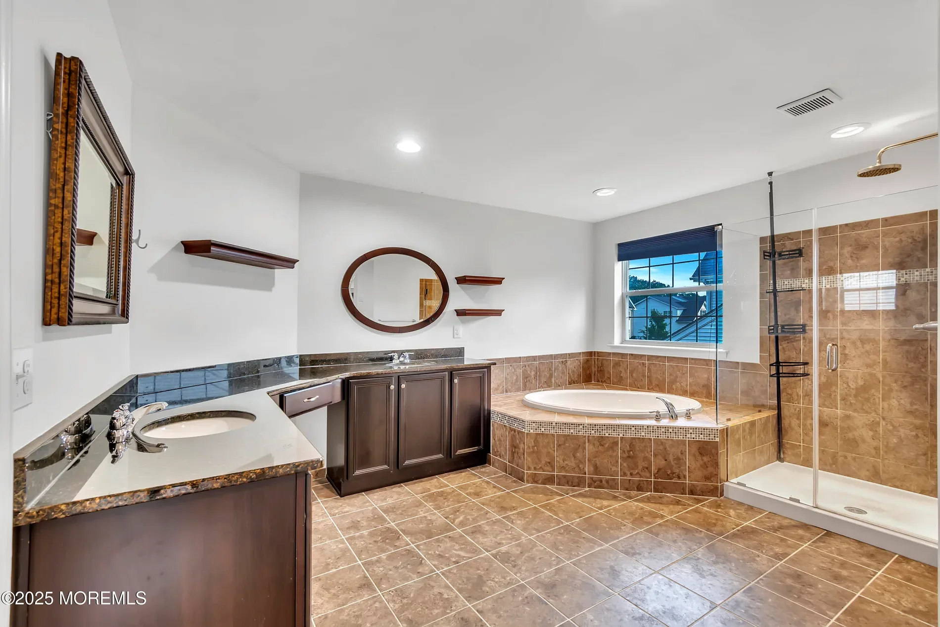 4 Christopher Drive, Howell, NJ 07731, Howell Township, New Jersey, United States. - Photo 16