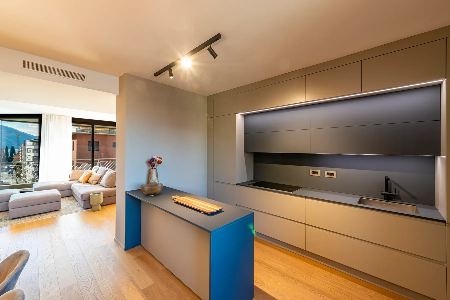 Gallery photo 3