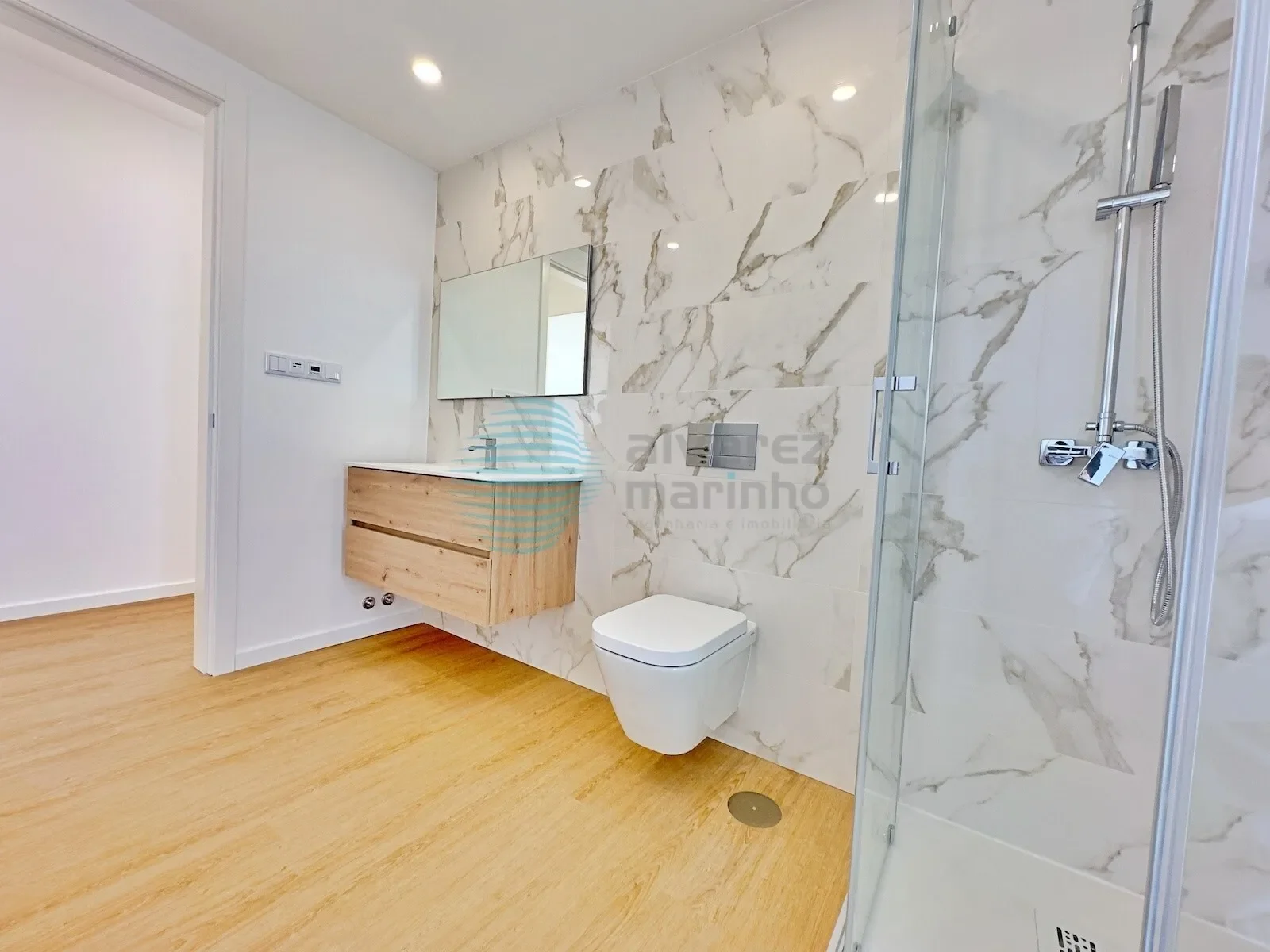 Gallery photo 11