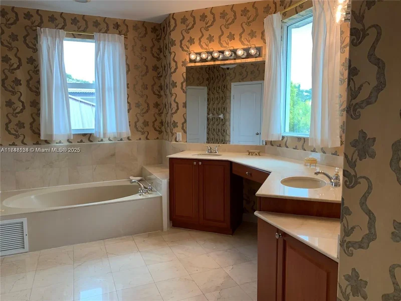 1065 SW 150Th Pl, Miami, FL, 33194, USA, Miami, Florida, United States. - Photo 31