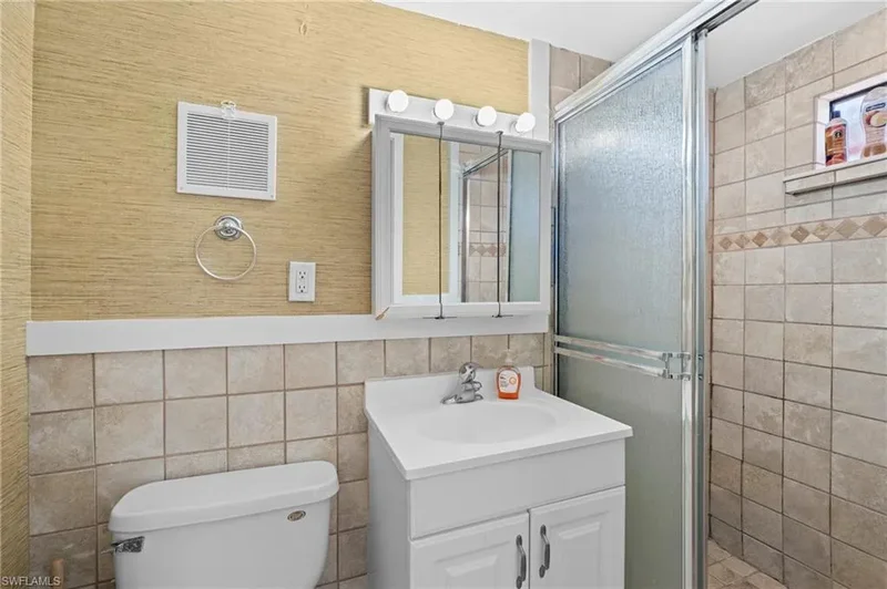 210 Miramar ST, Fort Myers Beach, Florida, United States. - Photo 34