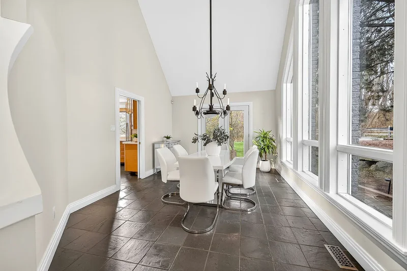774 Old Dundas Rd, Hamilton, ON L9H 5E3, Hamilton, Ontario, Canada. - Photo 28