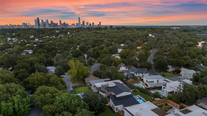 2603 Rockingham Dr, Austin, Texas, United States. - Photo 4