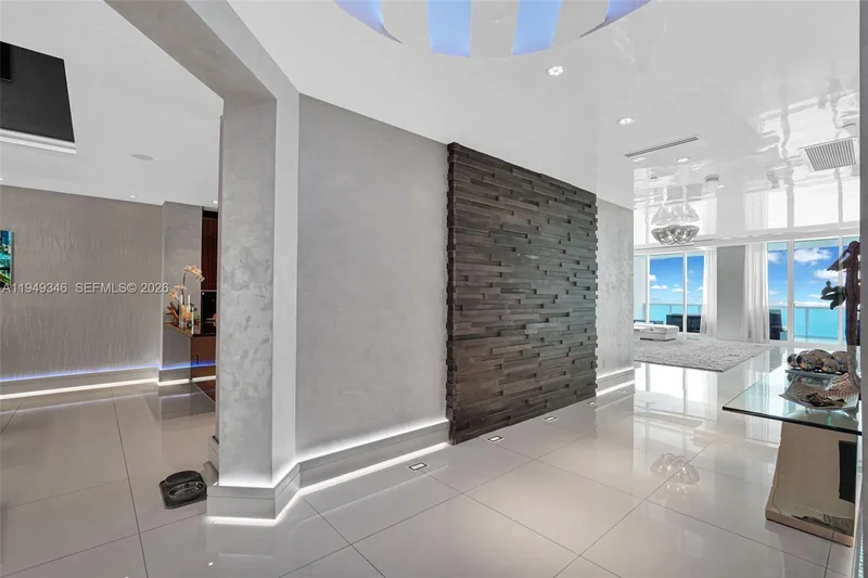 2711 S Ocean Drive, Hollywood, Florida, United States. - Photo 54