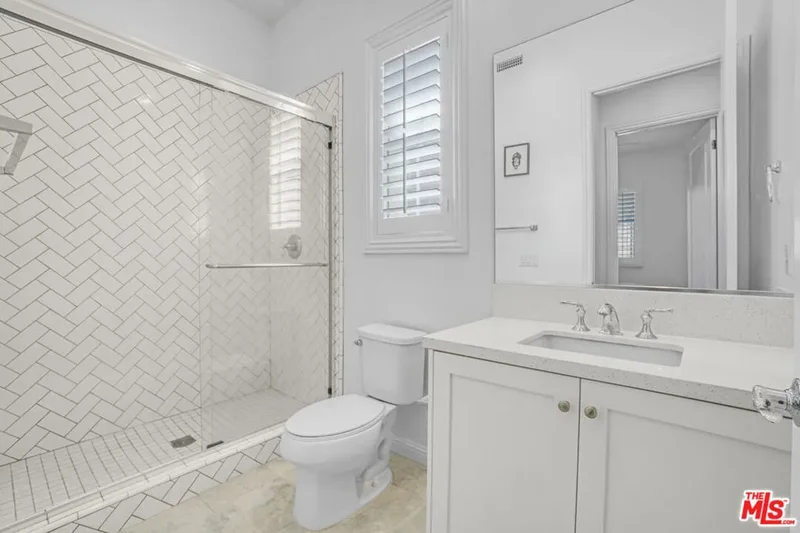 20629 W Chestnut Circle, Los Angeles, California, United States. - Photo 18
