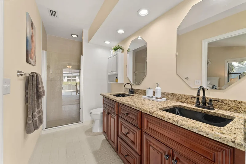 2210 NW 20th Avenue, Stuart, Florida, United States. - Photo 7