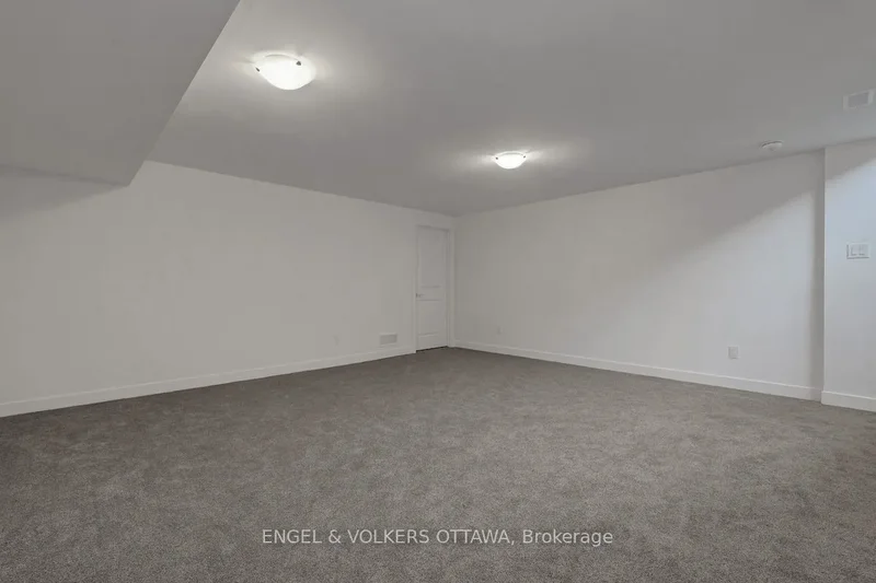 95 San Felice Circle, Ottawa, Ontario, Canada. - Photo 39