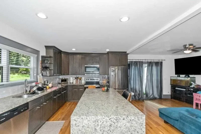 1688 Richland Road SW, Atlanta, Georgia, United States. - Photo 3