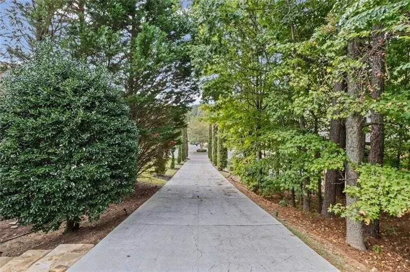 2120 Blackheath Trace, Alpharetta, Georgia, United States. - Photo 3