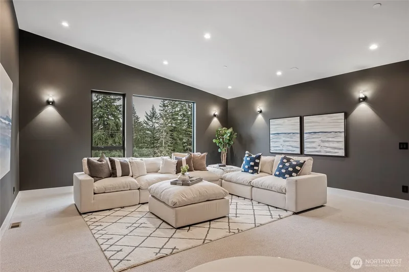 2423 129th Avenue SE, Bellevue, WA 98005, Bellevue, Washington, United States. - Photo 10