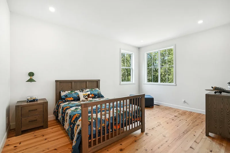 108 Rue Bellevue, Bromont, Quebec, Canada. - Photo 39