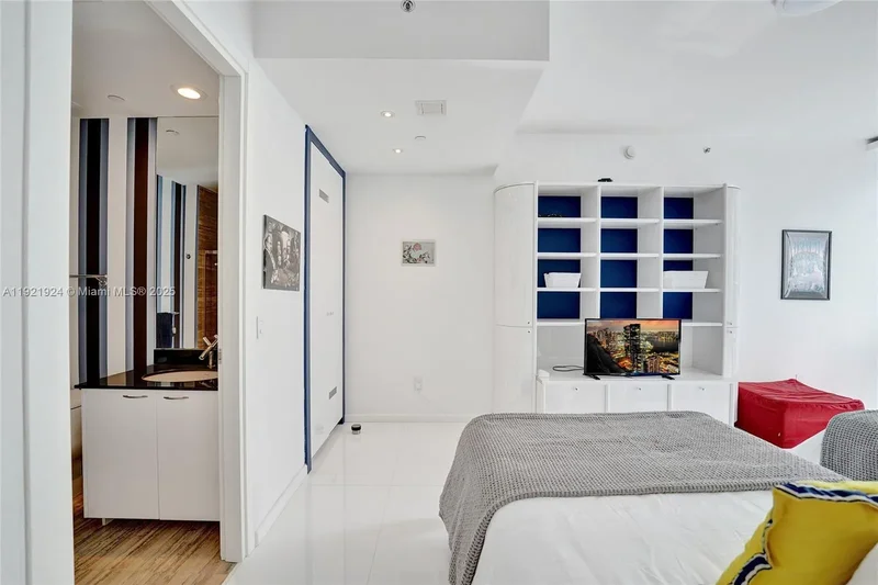 15811 Collins Ave #1601, Sunny Isles Beach, FL 33160, Golden Beach, Florida, United States. - Photo 26