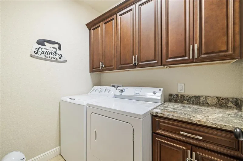 Miramar Beach, Florida, United States. - Photo 29