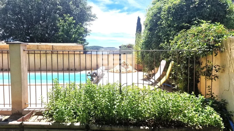 Uzès, Occitanie, France. - Photo 10