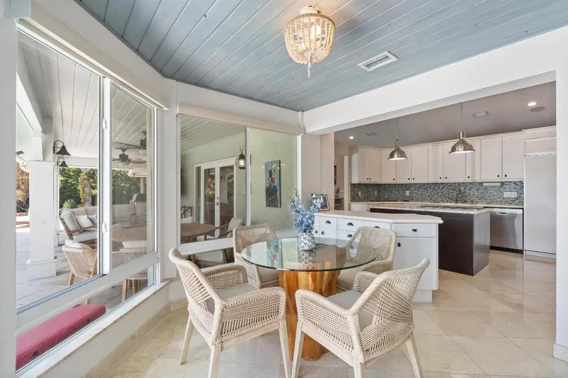 830 NE Boca Bay Colony Drive, Boca Raton, Florida, United States. - Photo 19