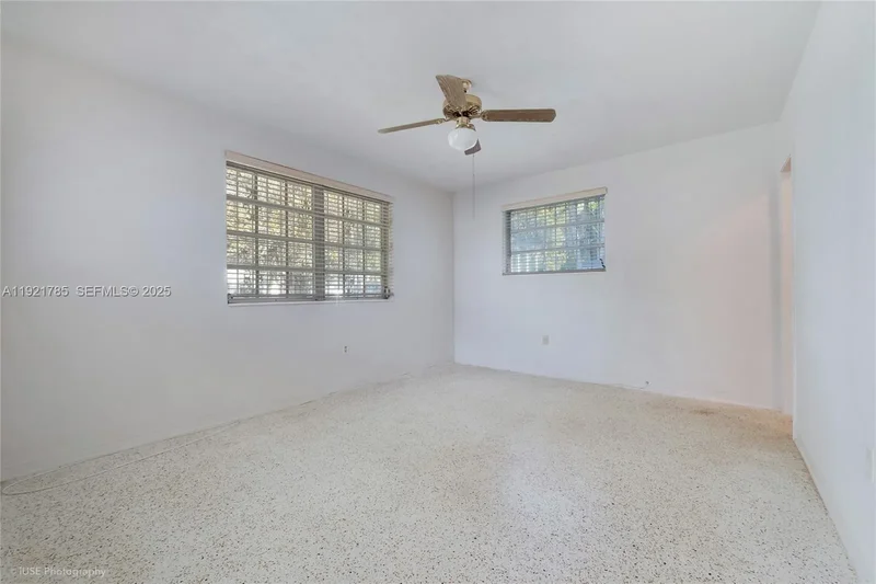 536 Minorca Ave, Coral Gables, FL, 33134, USA, Coral Gables, Florida, United States. - Photo 29