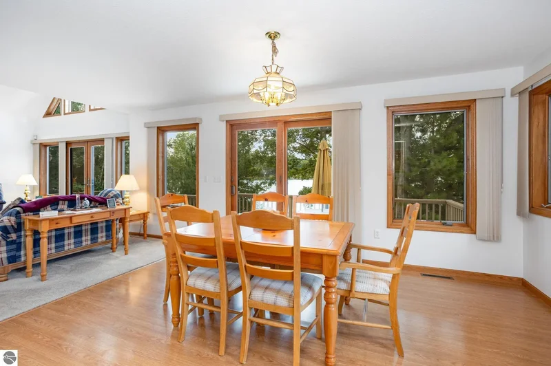 5685 Shirley Ann Drive, Harrison, MI 48625, Harrison, Michigan, United States. - Photo 78