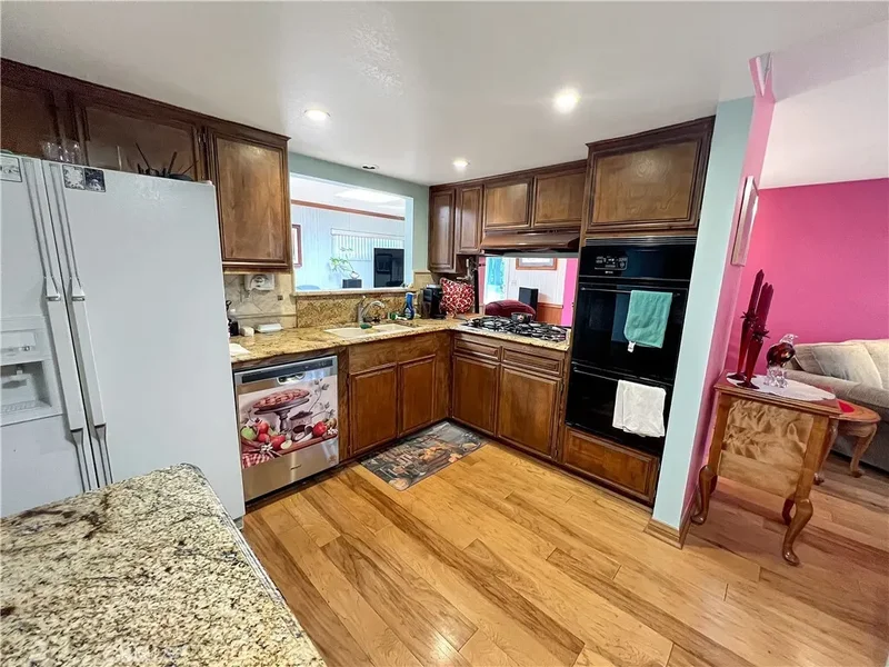 2021 Kristi Lane, Santa Ana, CA 92701, Santa Ana, California, United States. - Photo 3