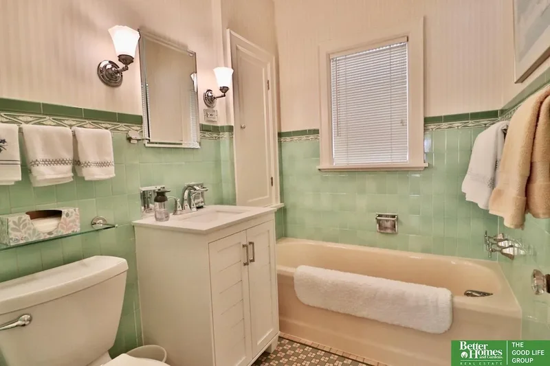 1321 S 80 Street, Omaha, NE 68124, Omaha, Nebraska, United States. - Photo 25