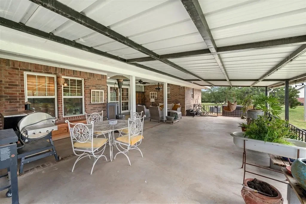 306 Kash Derrick Drive, China Spring, TX 76633, China Spring, Texas, United States. - Photo 20