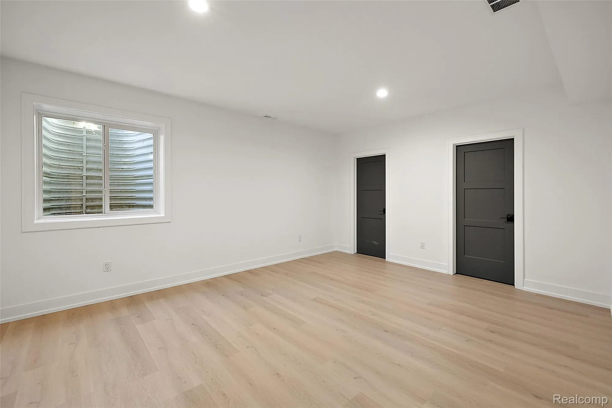 1673 HAZEL Street, Birmingham, MI 48009, Birmingham, Michigan, United States. - Photo 24