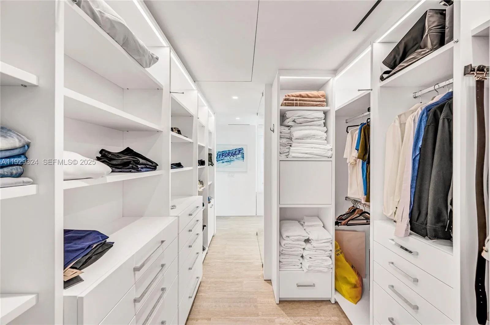 Gallery photo 4