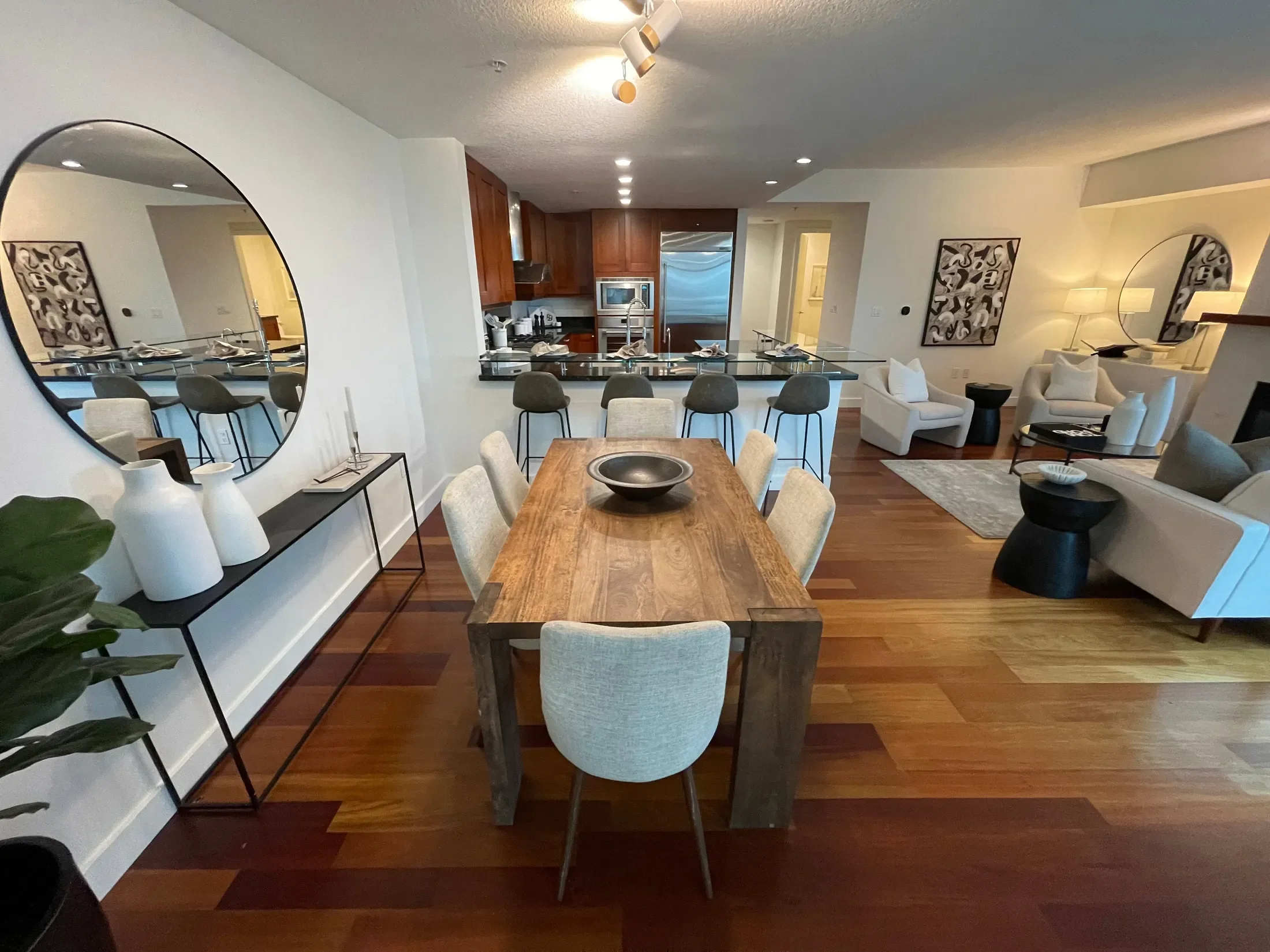 Gallery photo 3