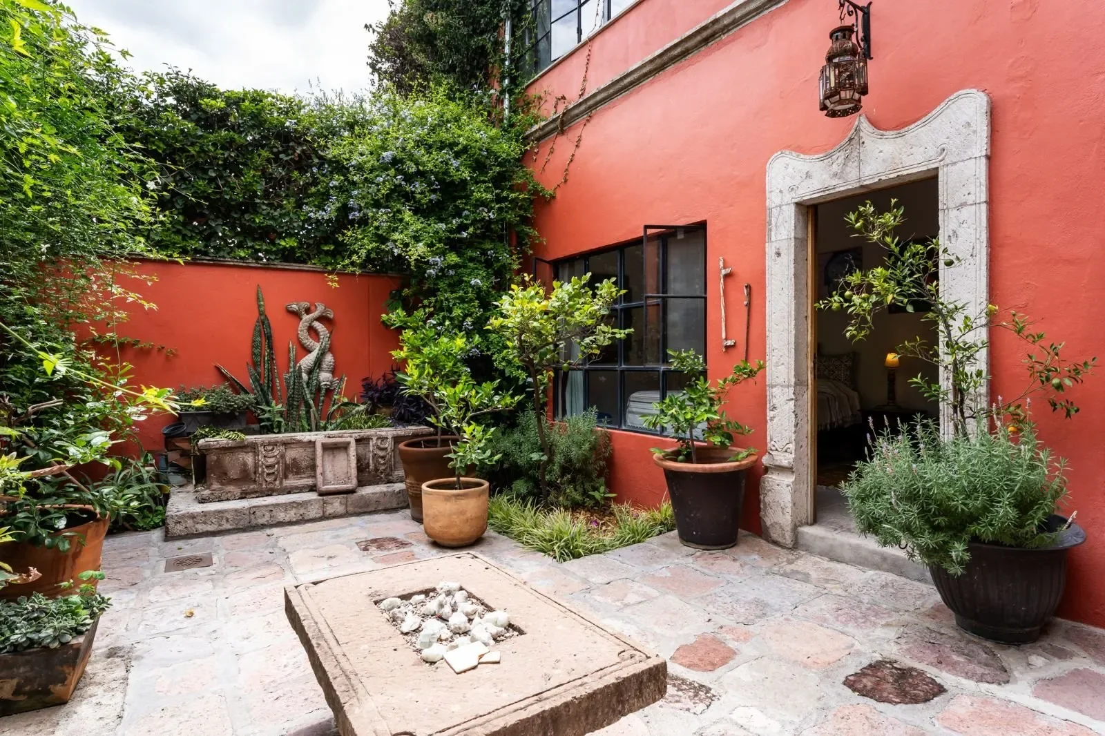 Exterior photo 11