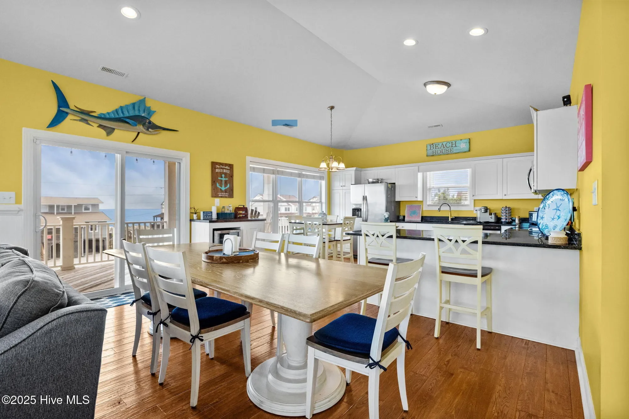 2414 Ocean Drive, Emerald Isle, North Carolina, United States. - Photo 5