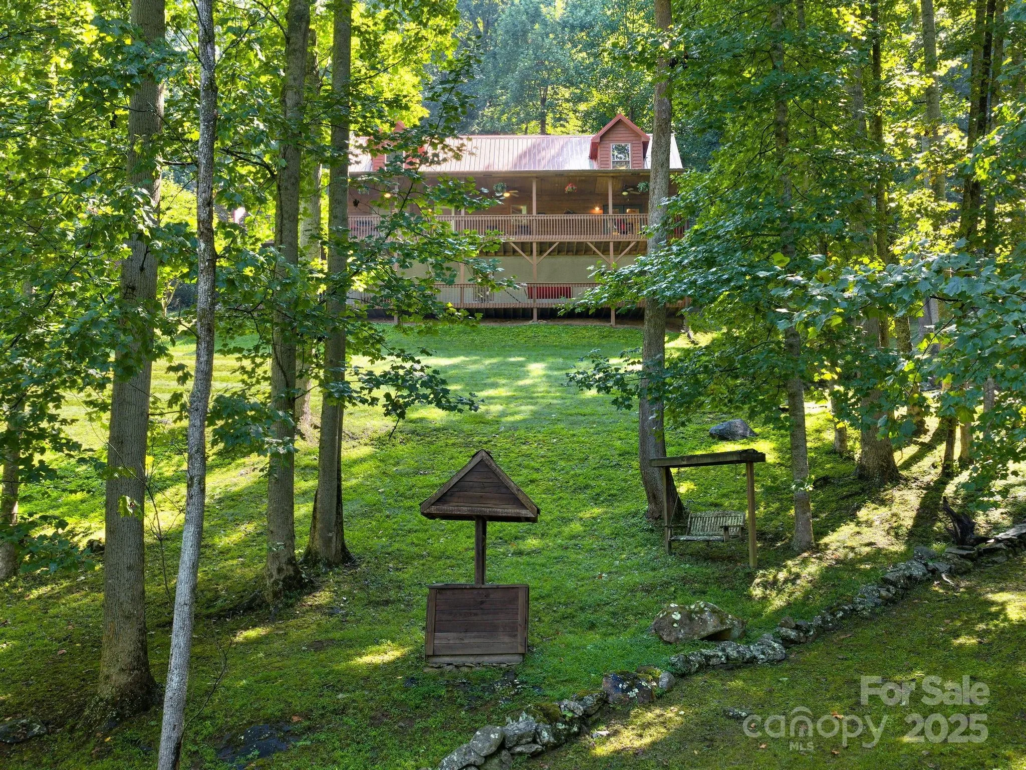 420 Chimney Rock Drive, Weaverville, NC 28787, Weaverville, North Carolina, United States. - Photo 3