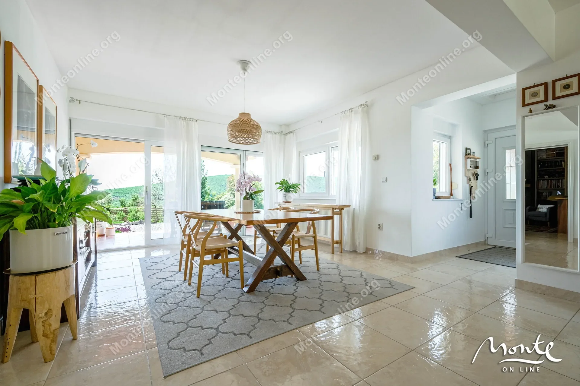 Gallery photo 10