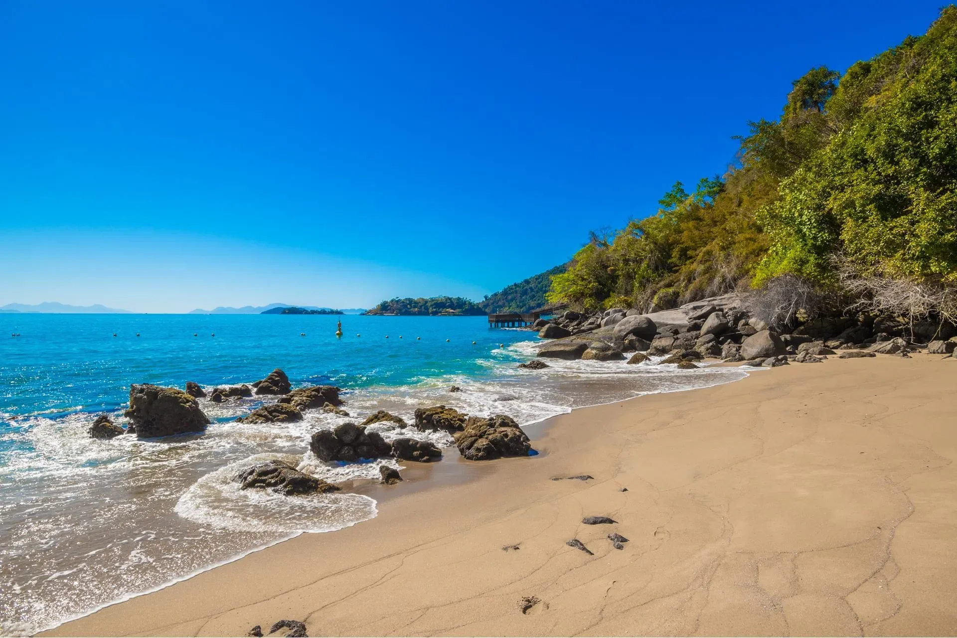 Rua Prainha da Praia Vermelha, sin, Paraty, Brazil, United States. - Photo 5