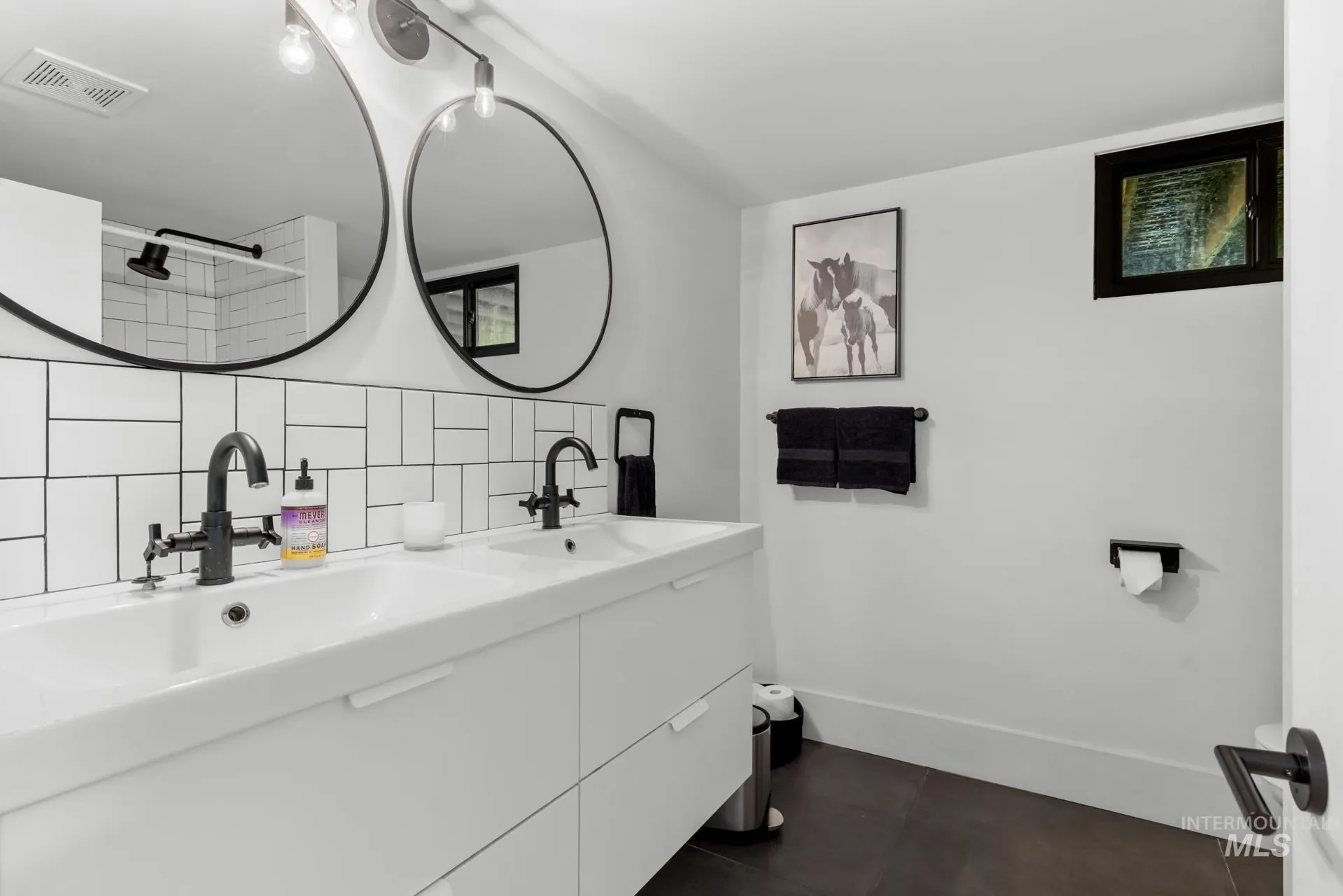 Gallery photo 10