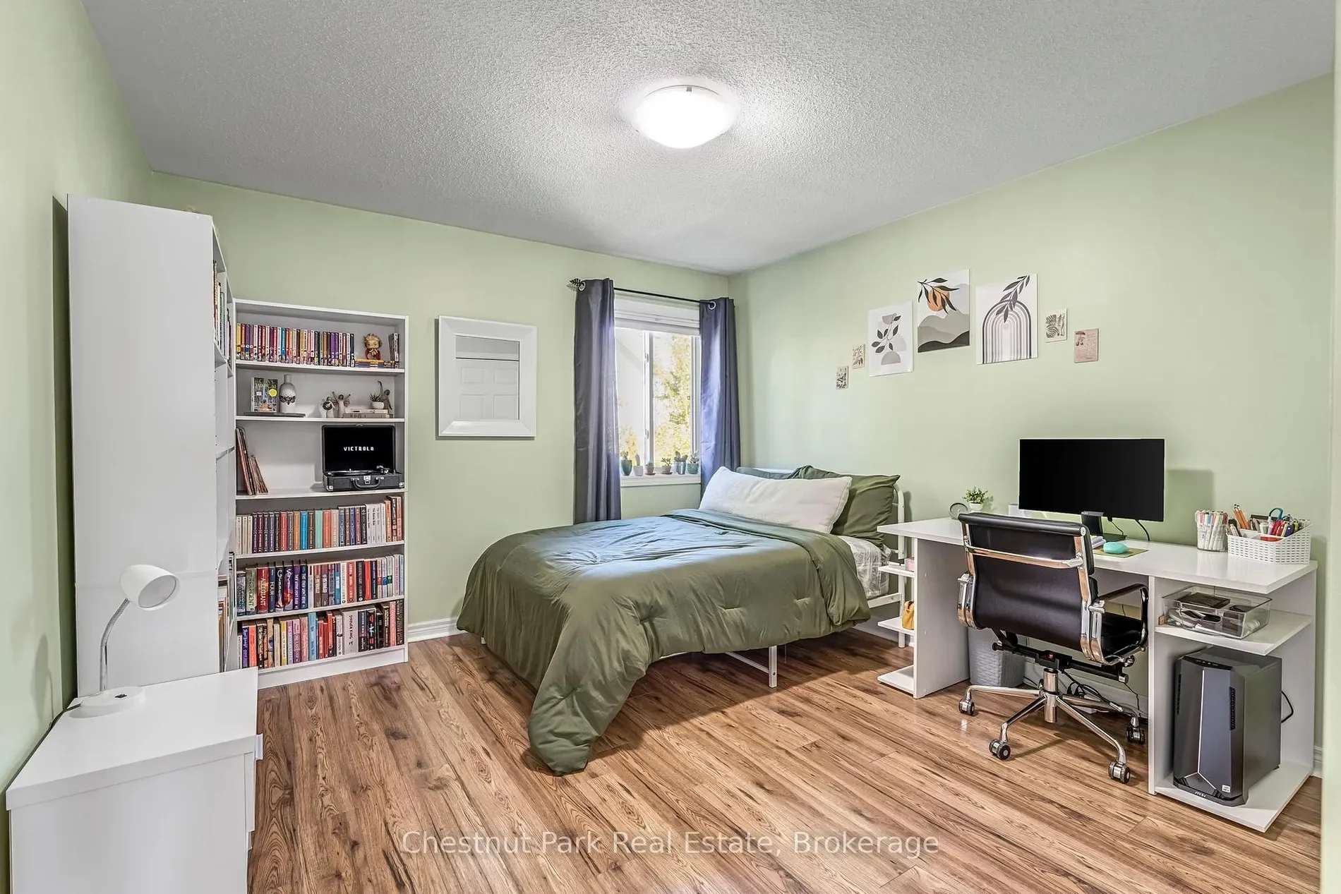 Gallery photo 2