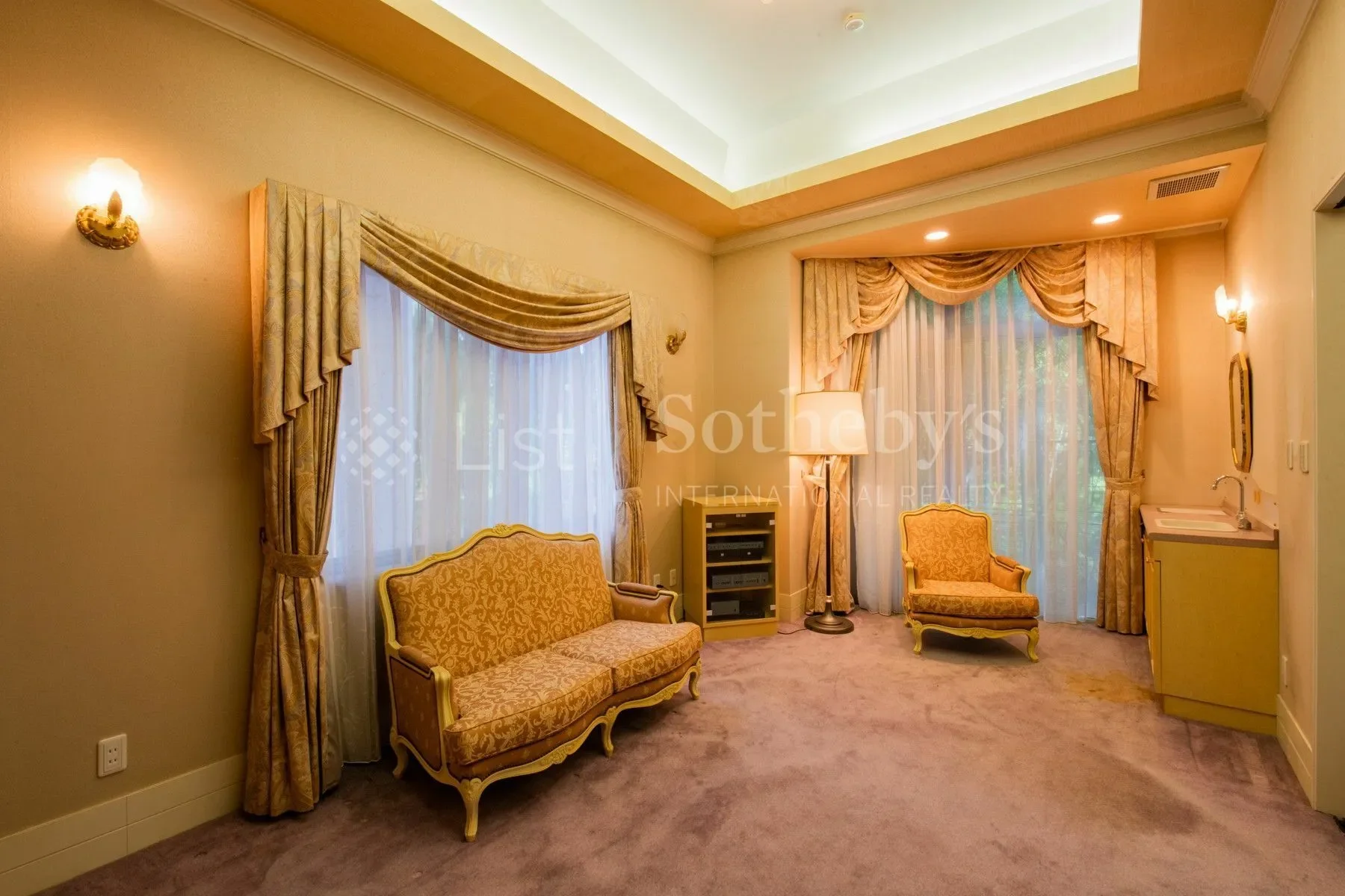Gallery photo 6