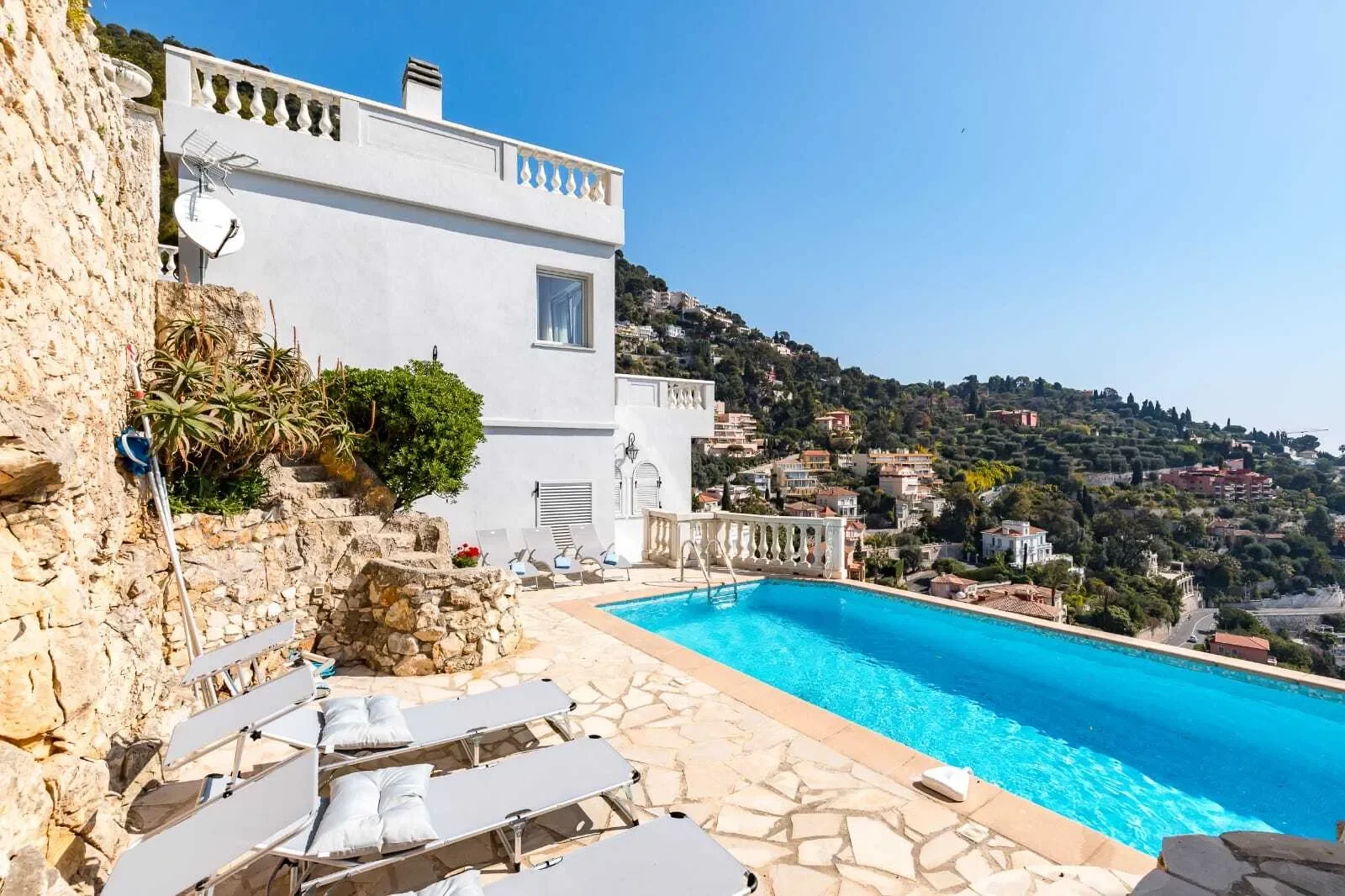 06230 Villefranche-sur-Mer, France, Villefranche-sur-Mer, Provence-Alpes-Côte d'Azur, France. - Photo 13