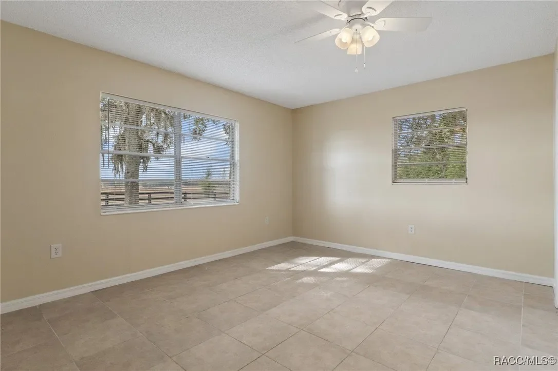 5419 E Stage Coach Trail, Floral City, FL 34436, Floral City, Florida, United States. - Photo 47